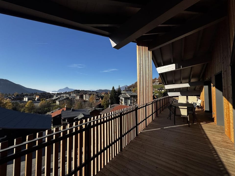 Appartement de standing, au pied des pistes avec parking et WIFI, Les Carroz d'Arâches Apartment in Arâches-la-Frasse
