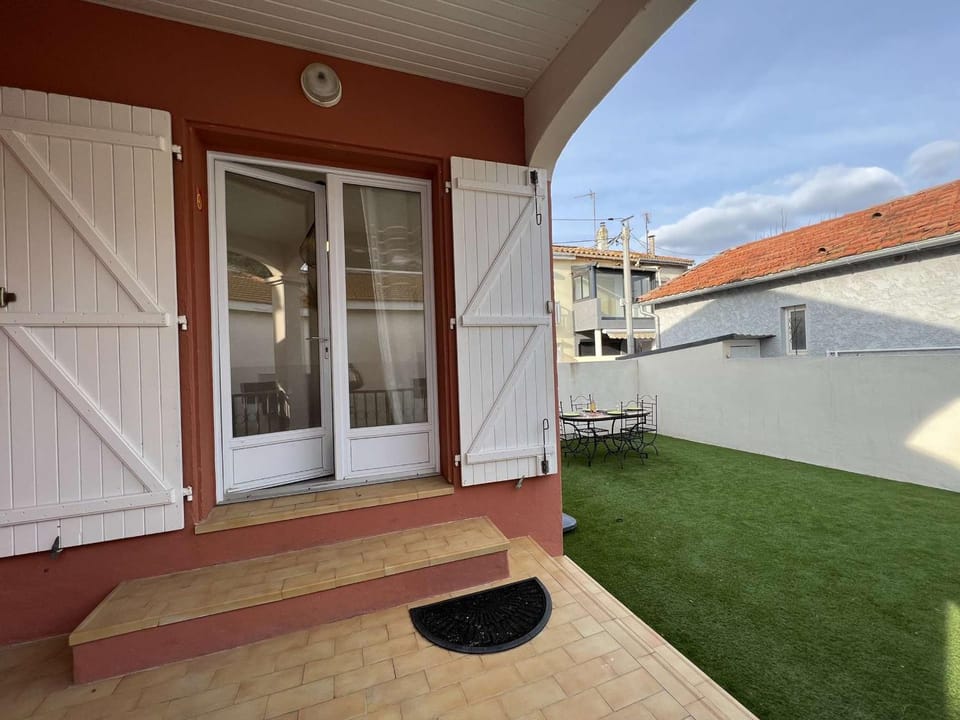 Maison 4 Pièces/6 Pers, Terrasse, Plage 150m, Centre-Ville Valras-Plage - FR-1-701-43 House in Occitanie