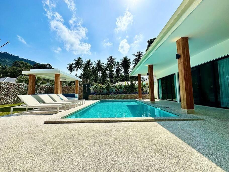 Balcony/Terrace, Pool view