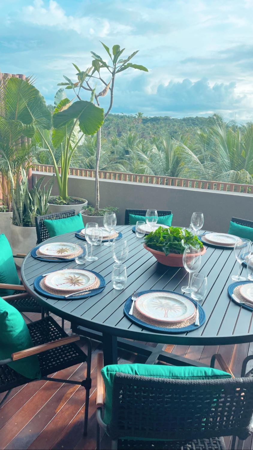 Natural landscape, Garden, View (from property/room), Balcony/Terrace, Dining area