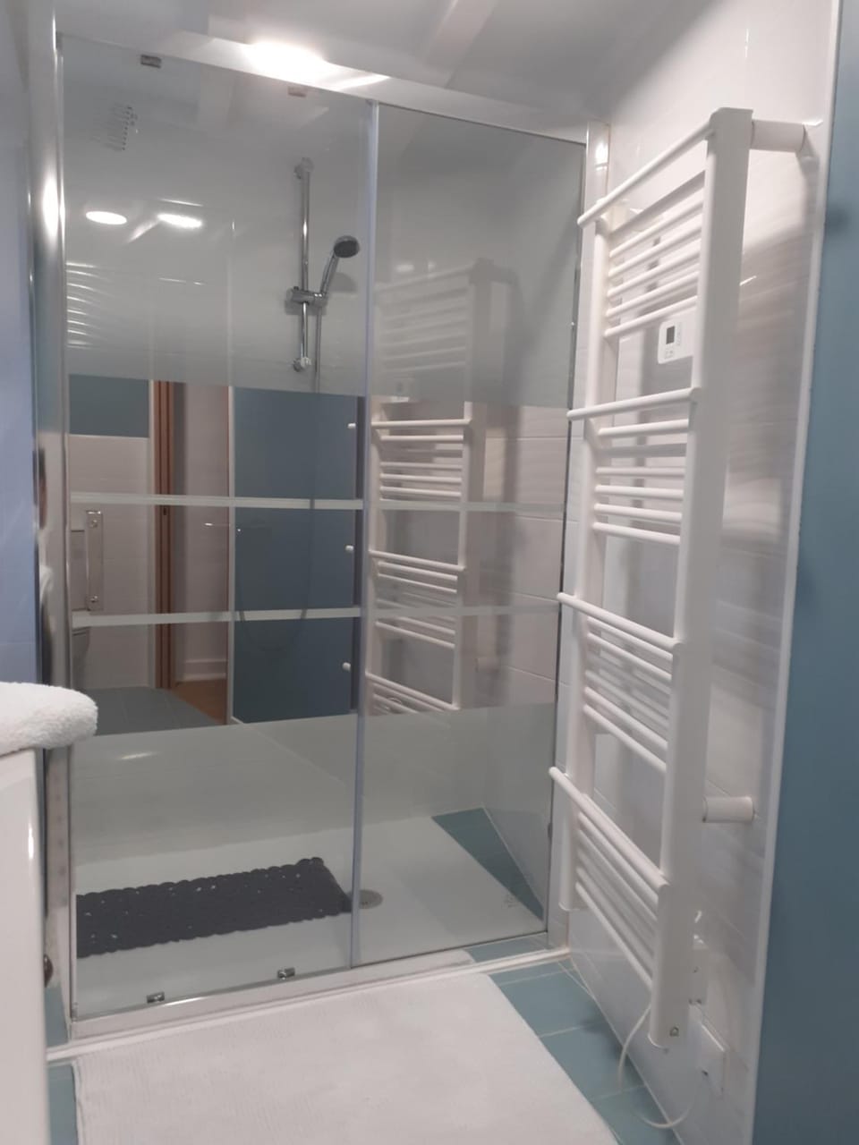 Shower, Bathroom