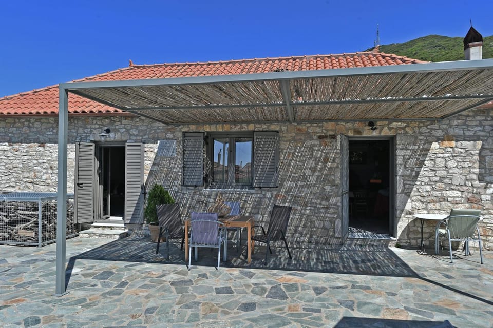 Property building, Patio, Day