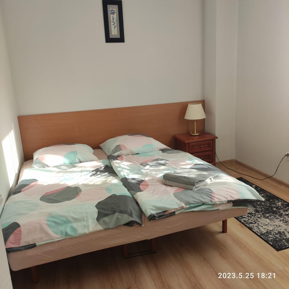 Apartament pod Lipą Apartment in Lower Silesian Voivodeship