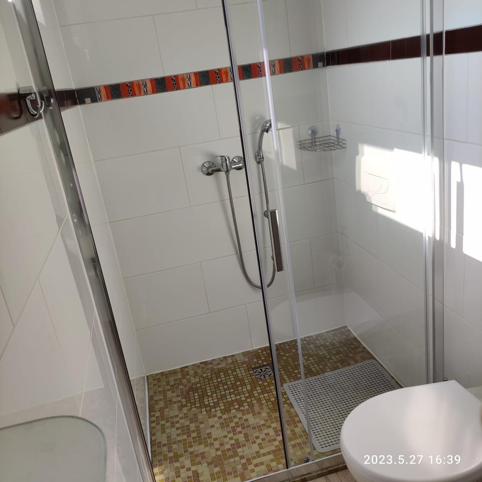 Apartament pod Lipą Apartment in Lower Silesian Voivodeship