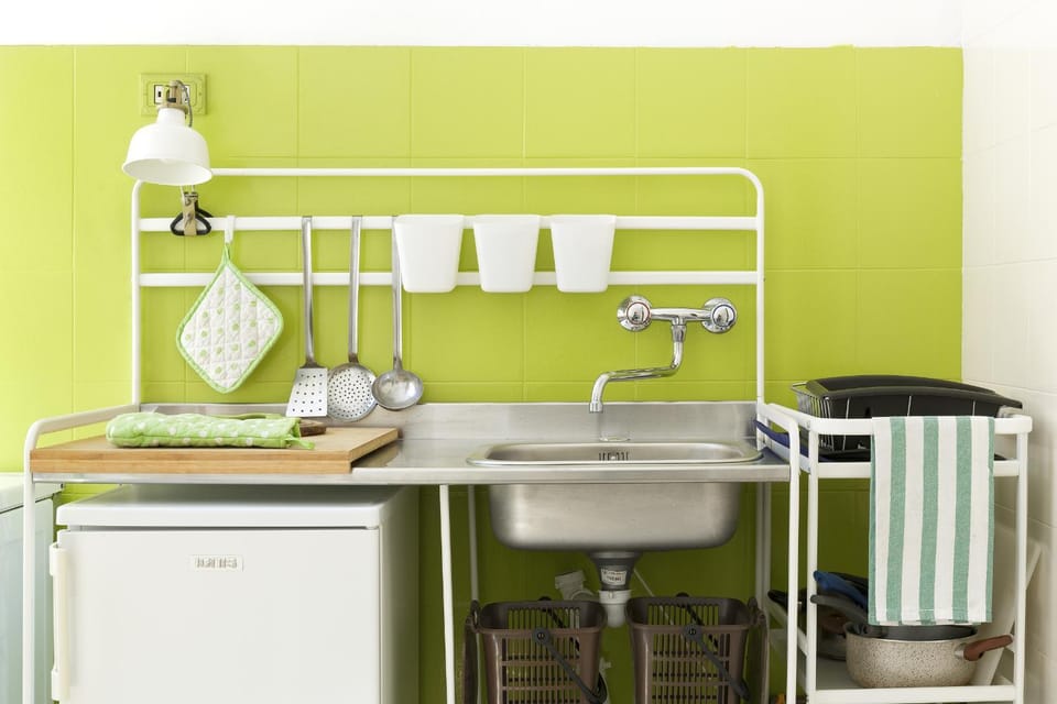 Kitchen or kitchenette