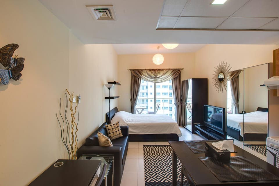 Bed, Living room