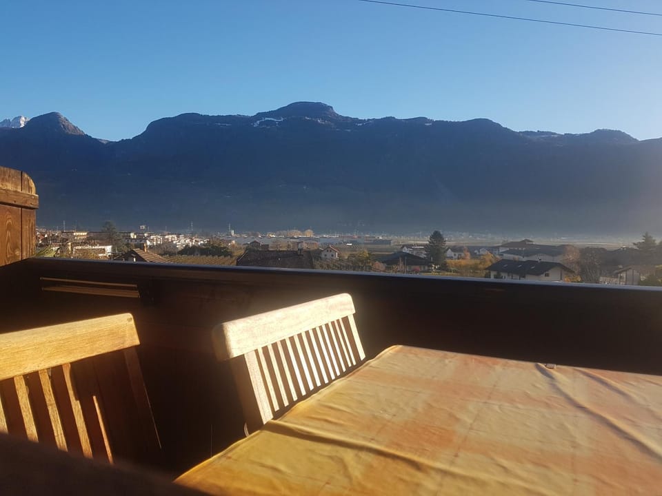 View (from property/room), Balcony/Terrace, Mountain view