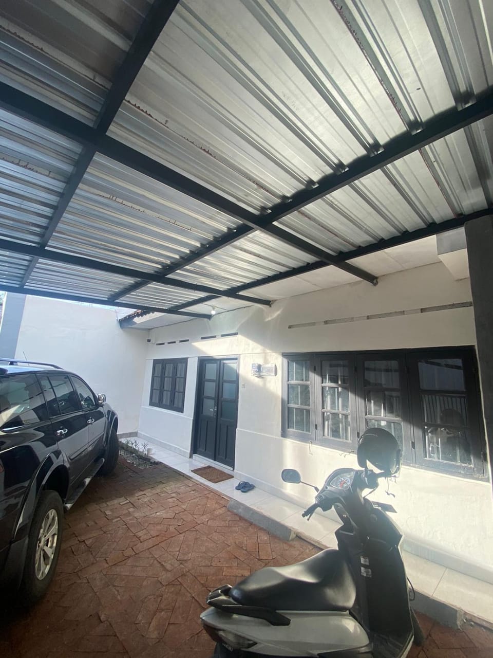 Property building, Parking