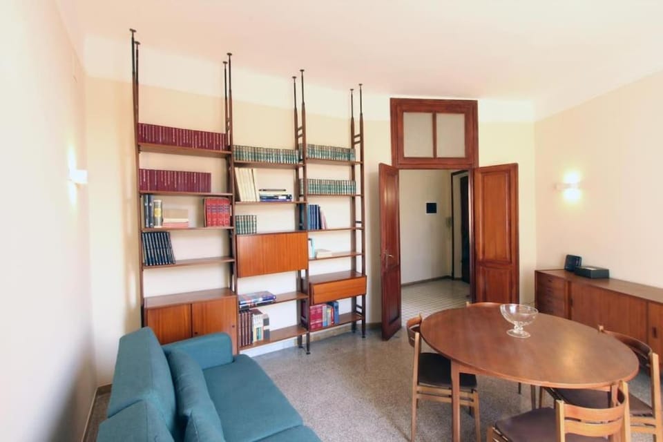 Sacconi Flat Apartment in Rome