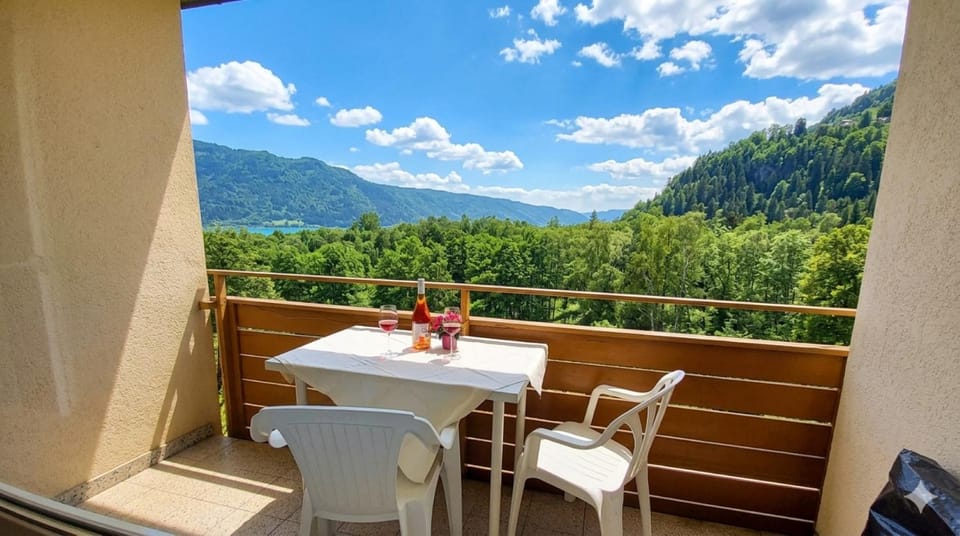 View (from property/room), Balcony/Terrace, Mountain view