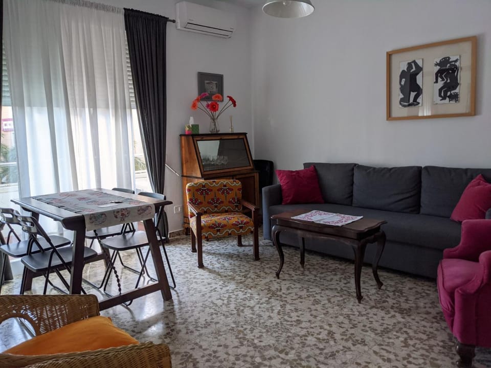 Allo Apartments Plaza Arenal Centro 2 Habitaciones Apartment in Jerez de la Frontera