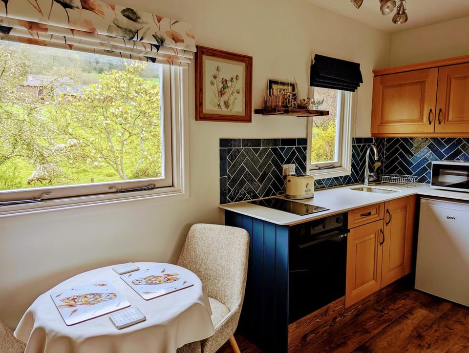 The Pack Horse Exmoor National Park Allerford Riverside Cottage & Apartments Apartment in West Somerset District