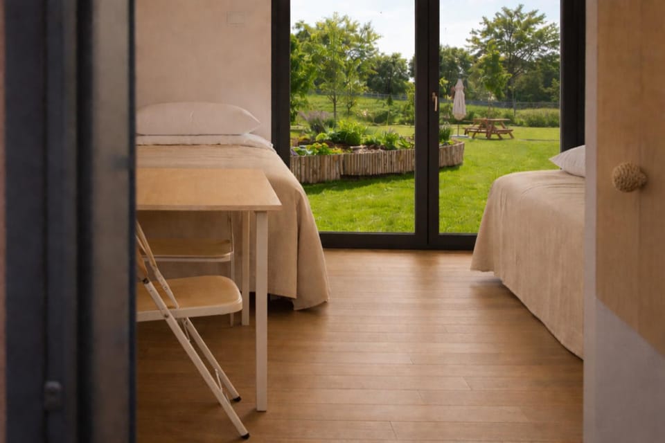 Facade/entrance, Garden, Garden, Decorative detail, Sunset, Family, Facility for disabled guests