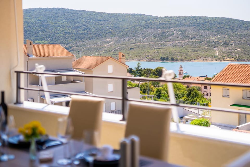 DITO - 4 stars Apartment in Cres