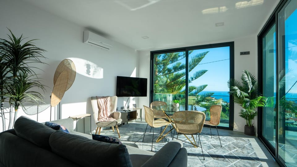 Casa Erbozeta by LovelyStay Villa in Funchal