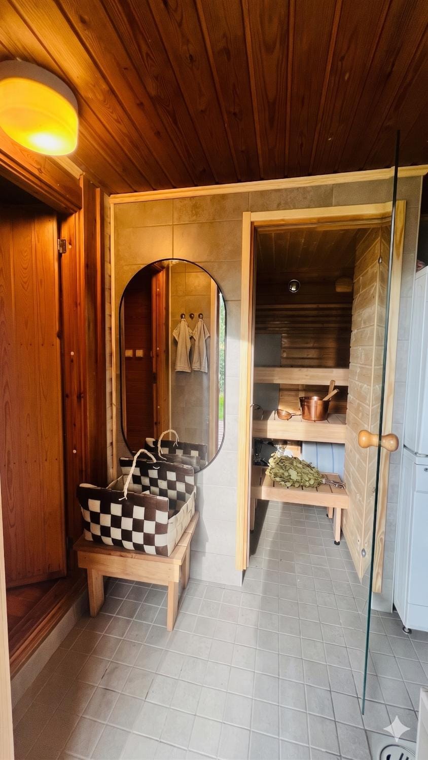 Sauna, Bathroom