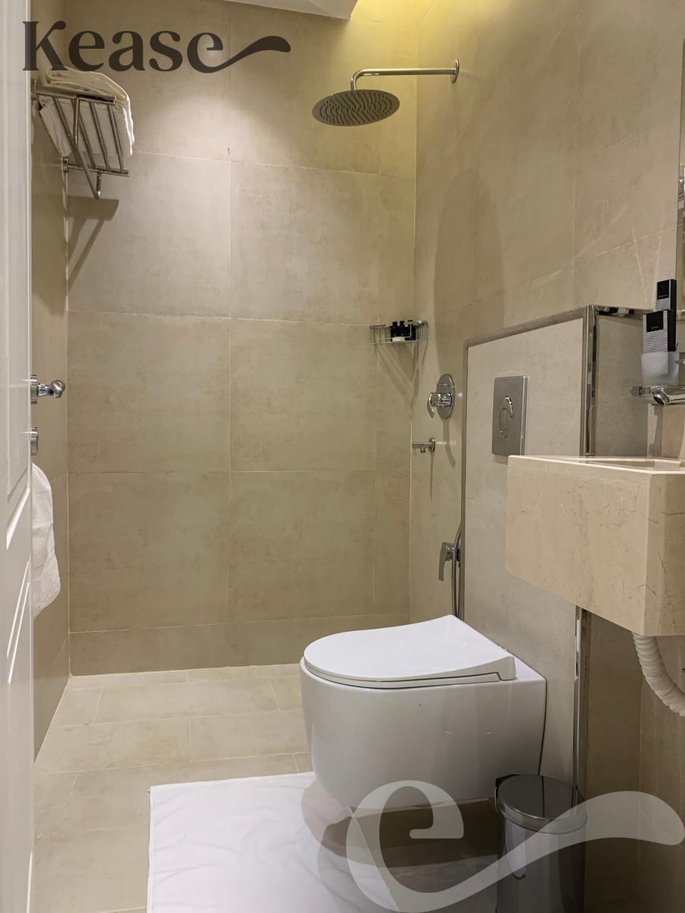 Kease Ar Rabi - Royal Touch Apartment in Riyadh