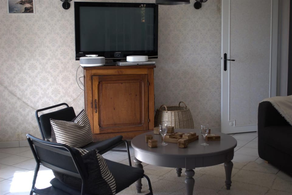 TV and multimedia, Living room