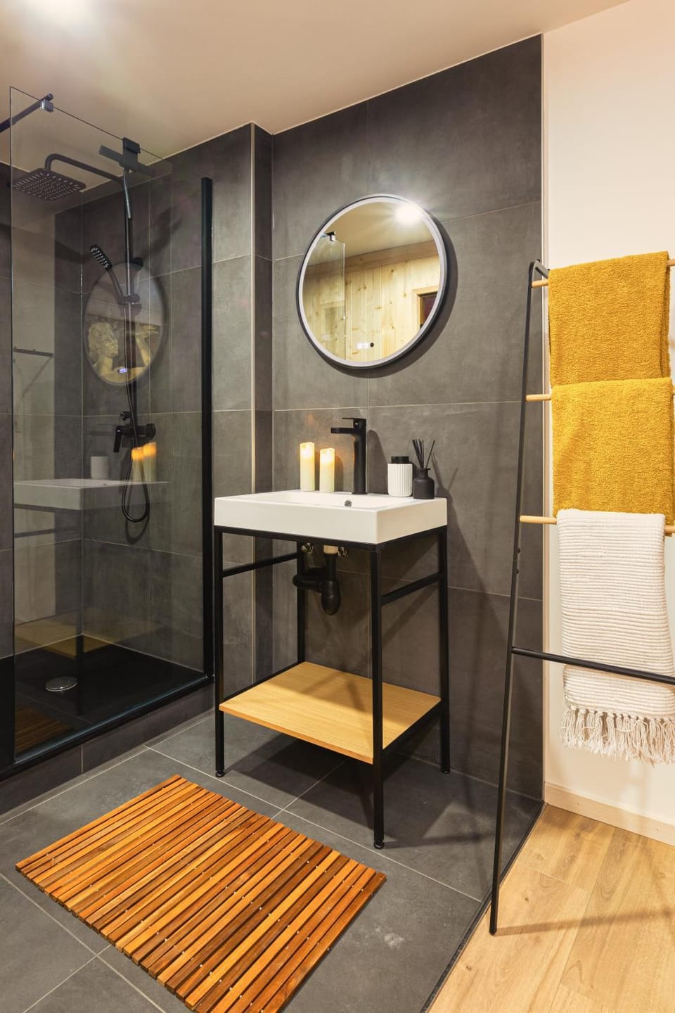 Shower, Bathroom