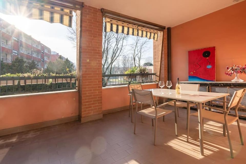 [Duomo-PortaRomana]XXL HOME terrace & free parking Apartment in Milan
