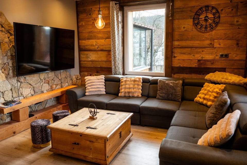 TV and multimedia, Living room