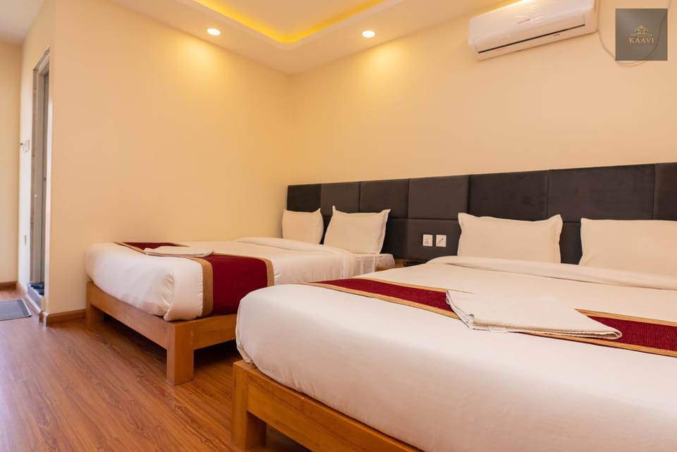 Bed, Photo of the whole room, air conditioner
