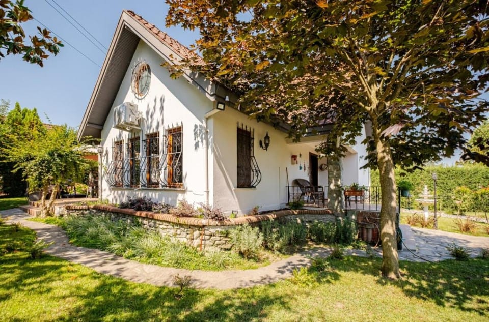 Villa Base Kırkpınar Detached Villa with pool Villa in Turkey