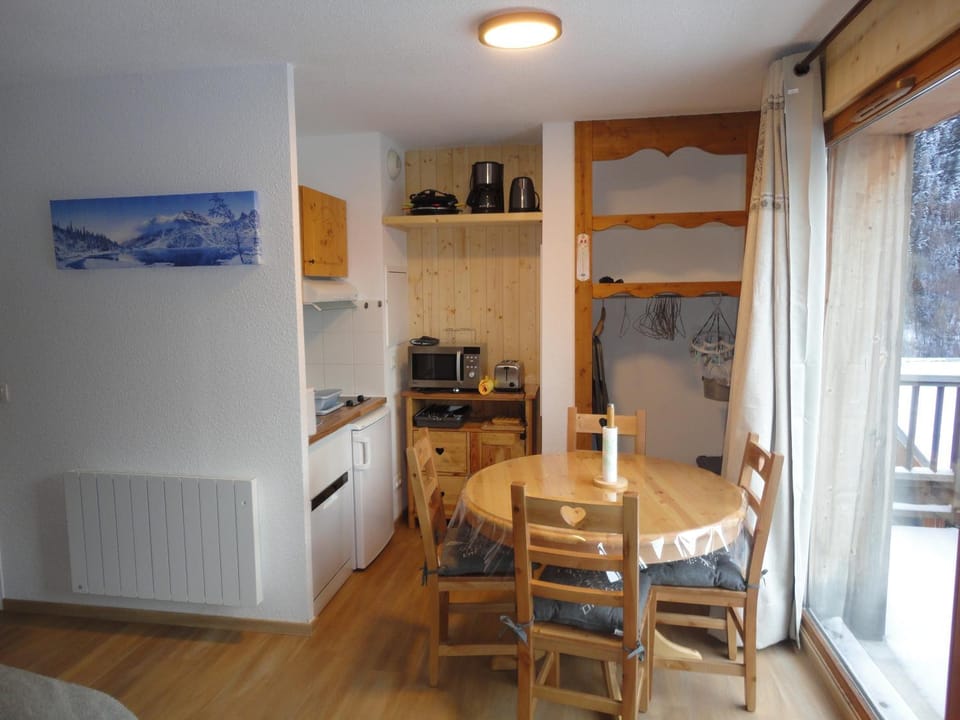 Orelle 3 Vallées - 2 pièces 4 personnes Apartment in Auvergne-Rhône-Alpes