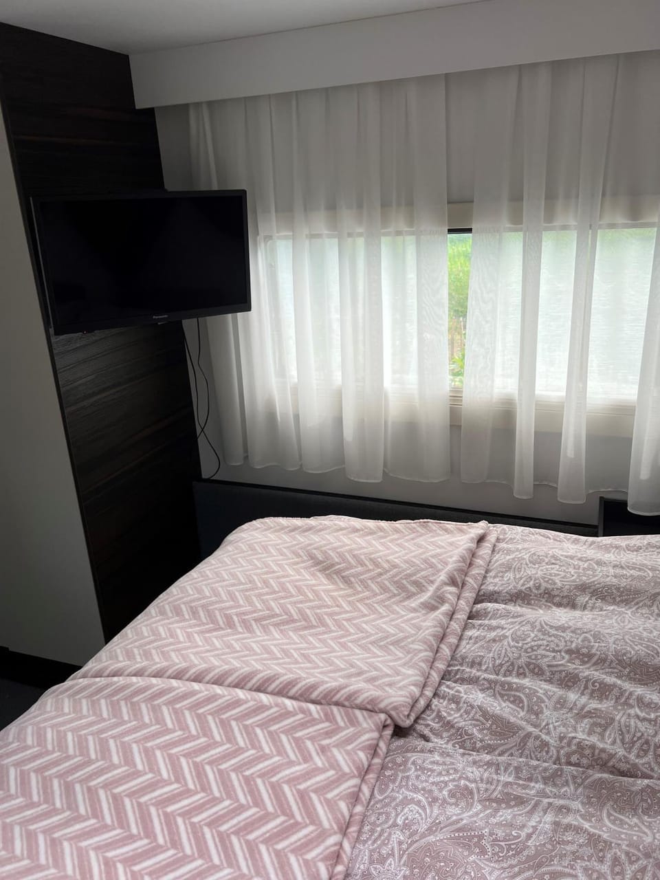 Bed, TV and multimedia