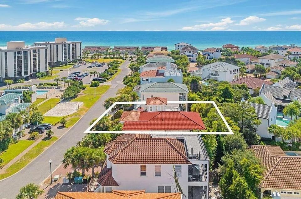 Villa De Palmas home House in Destin