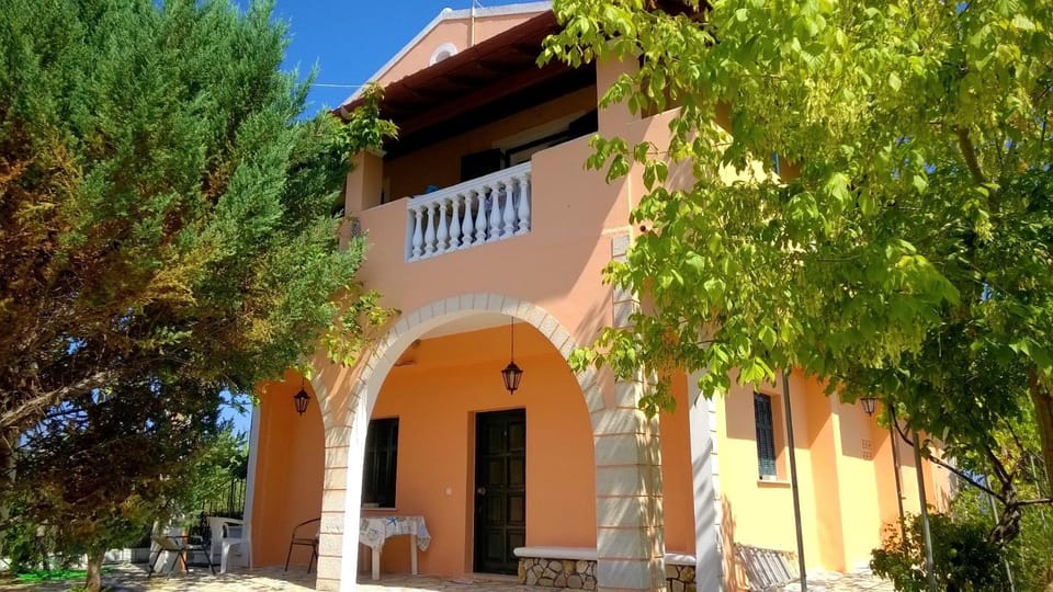 Property building, Garden view
