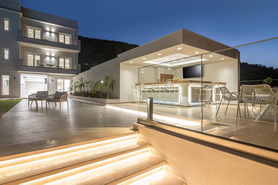 Night, Balcony/Terrace