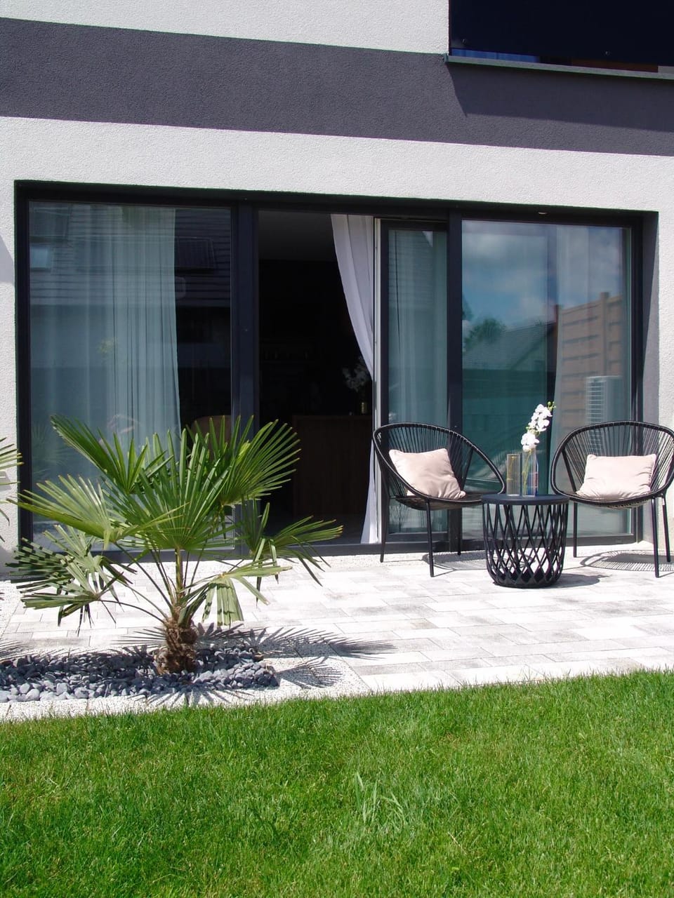 Garden, Garden view, sunbed