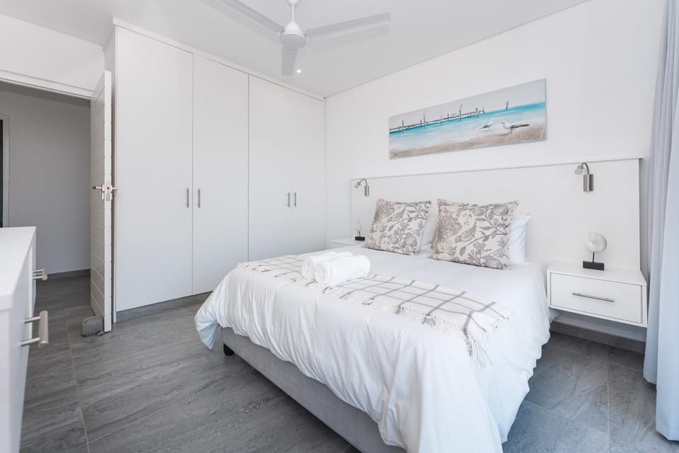 401 Bermuda Endless ocean views Apartment in Dolphin Coast