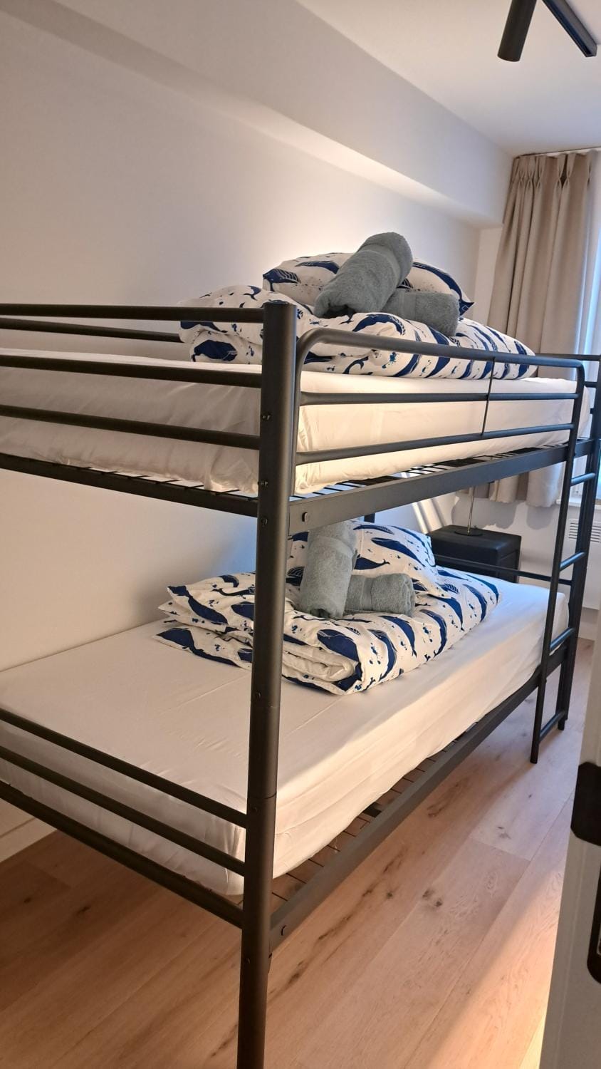 bunk bed