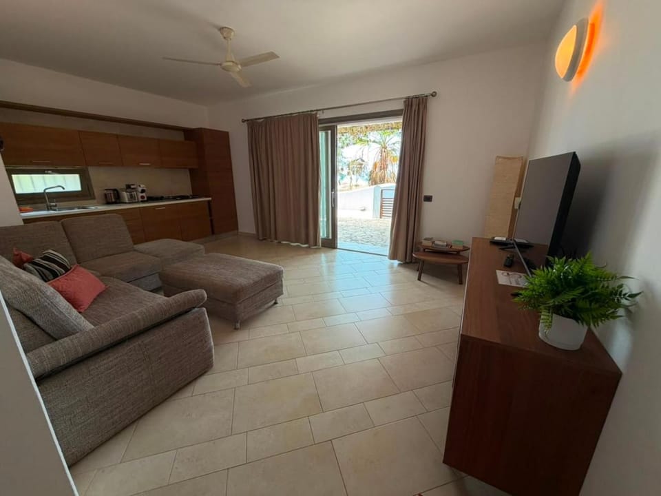 Corallo Beach Front Apartments - By Bobbywashere Apartment in Santa Maria