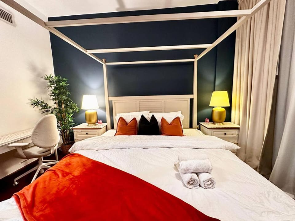 Bed, Bedroom