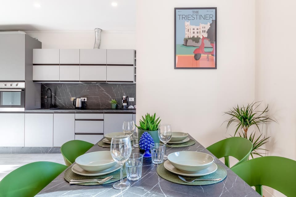 Stylish apartment - Casa Leone - Center Apartment in Trieste