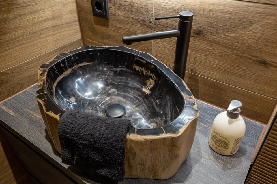 Property building, Bathroom