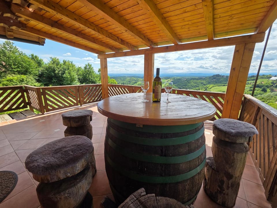 Day, Natural landscape, View (from property/room), Balcony/Terrace, Mountain view