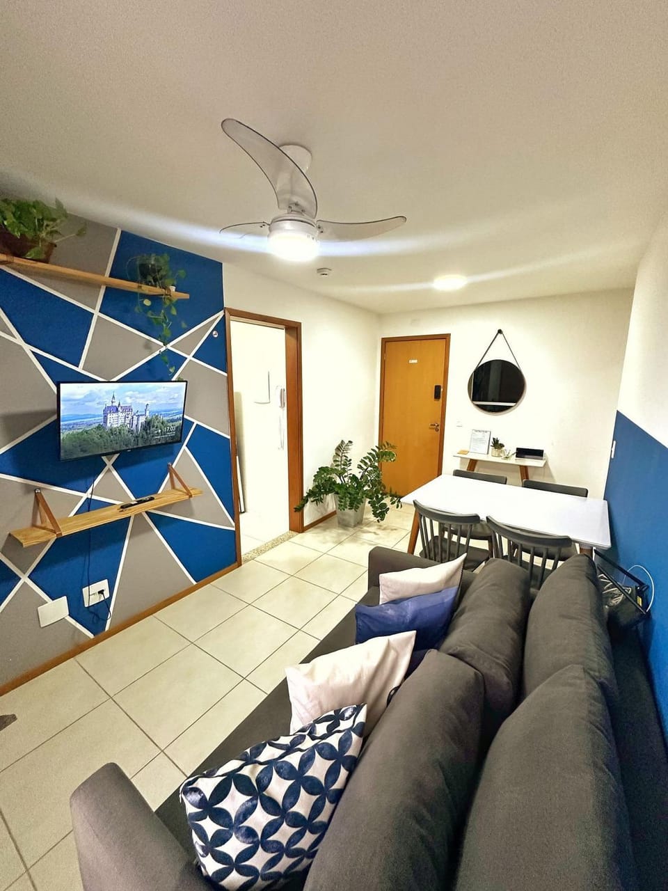 Living room, Dining area