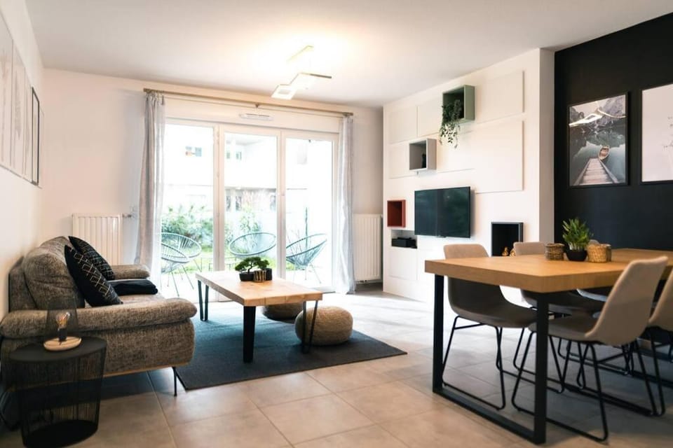 La Source Positive Apartment in Aix-les-Bains
