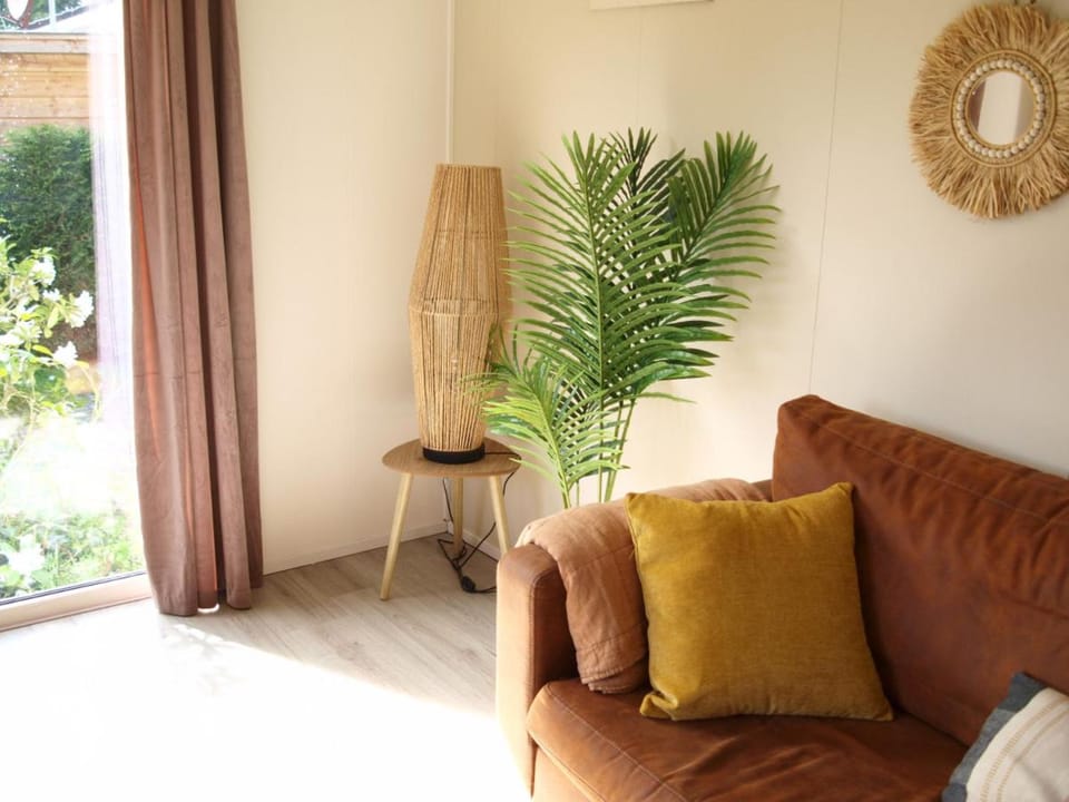 NIEUW Gezellig gemoderniseerd chalet op de Veluwe House in Putten