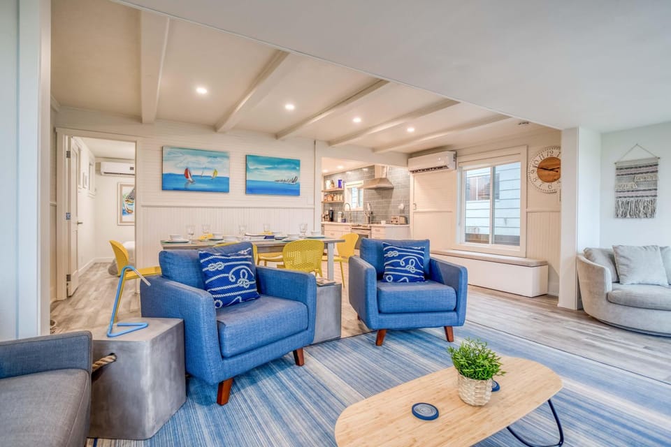 The Weather Gauge - Meredith Lodging House in Rockaway Beach