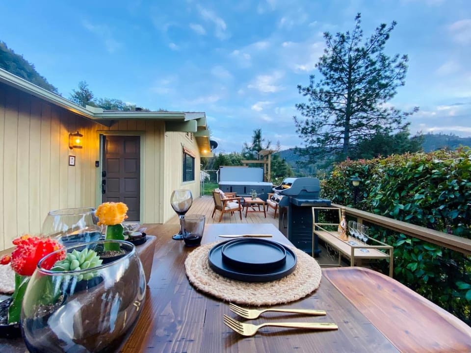 Natural landscape, View (from property/room), Balcony/Terrace, Mountain view