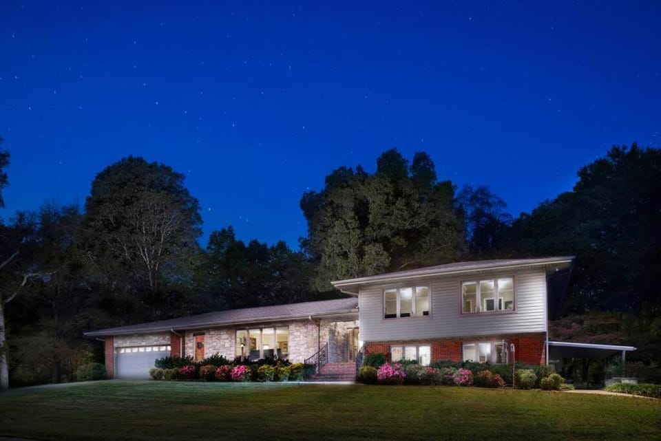 Fryars' Green at Tennessee RiverPlace House in Chattanooga