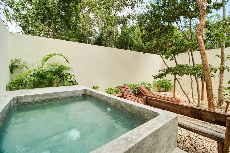 Natural landscape, Balcony/Terrace, Swimming pool