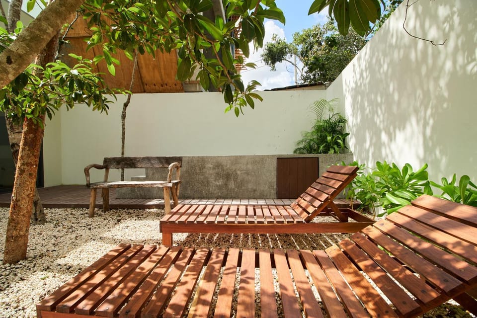 Balcony/Terrace, Swimming pool, sunbed