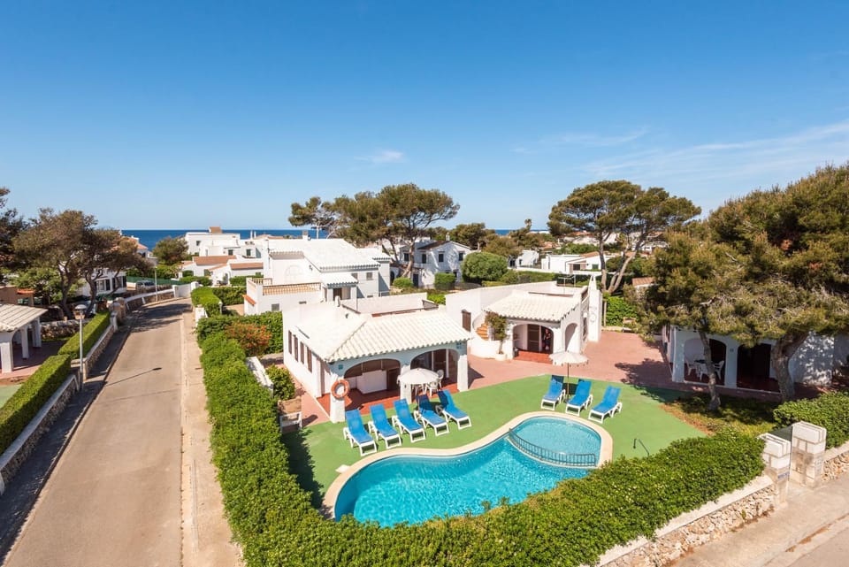 Property building, Off site, Swimming pool