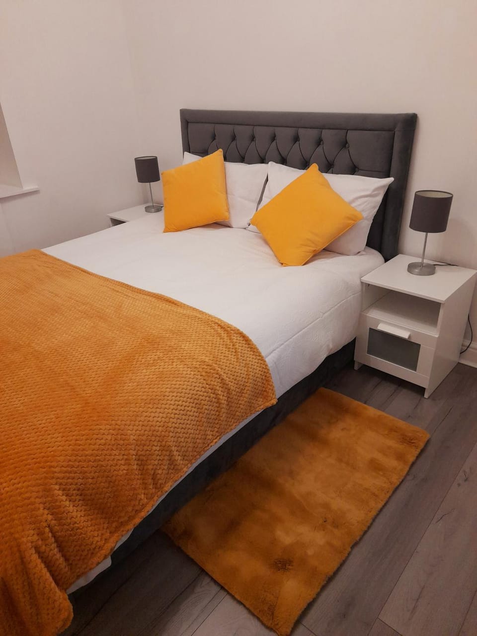 Modern flat near city centre. Apartment in Edinburgh
